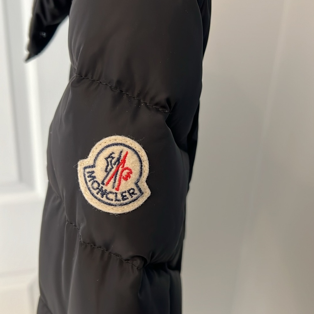 Moncler Flammette Puffer - Picture 9 of 11